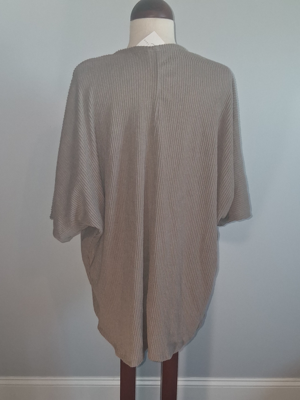 NWT Cato J/M Sportswear Ribbed Driftwood Knit Top, Size M, Taupe